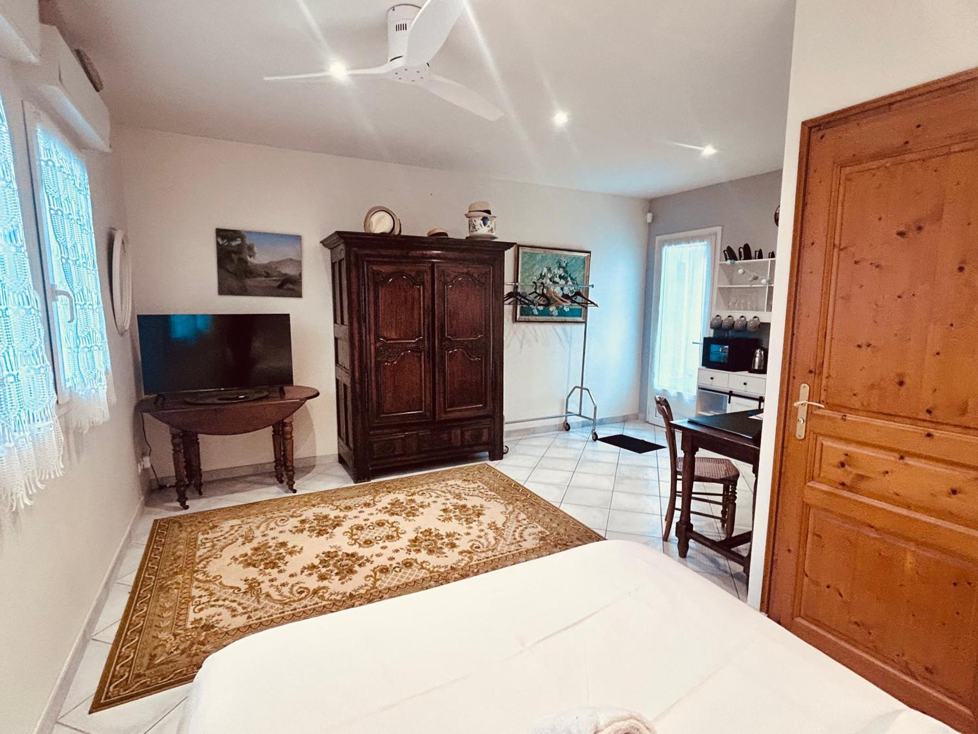 Le Clos De Tanvol - Parking Prive Gratuit- Terrasse Privee - Climatisation Viriat Exterior foto